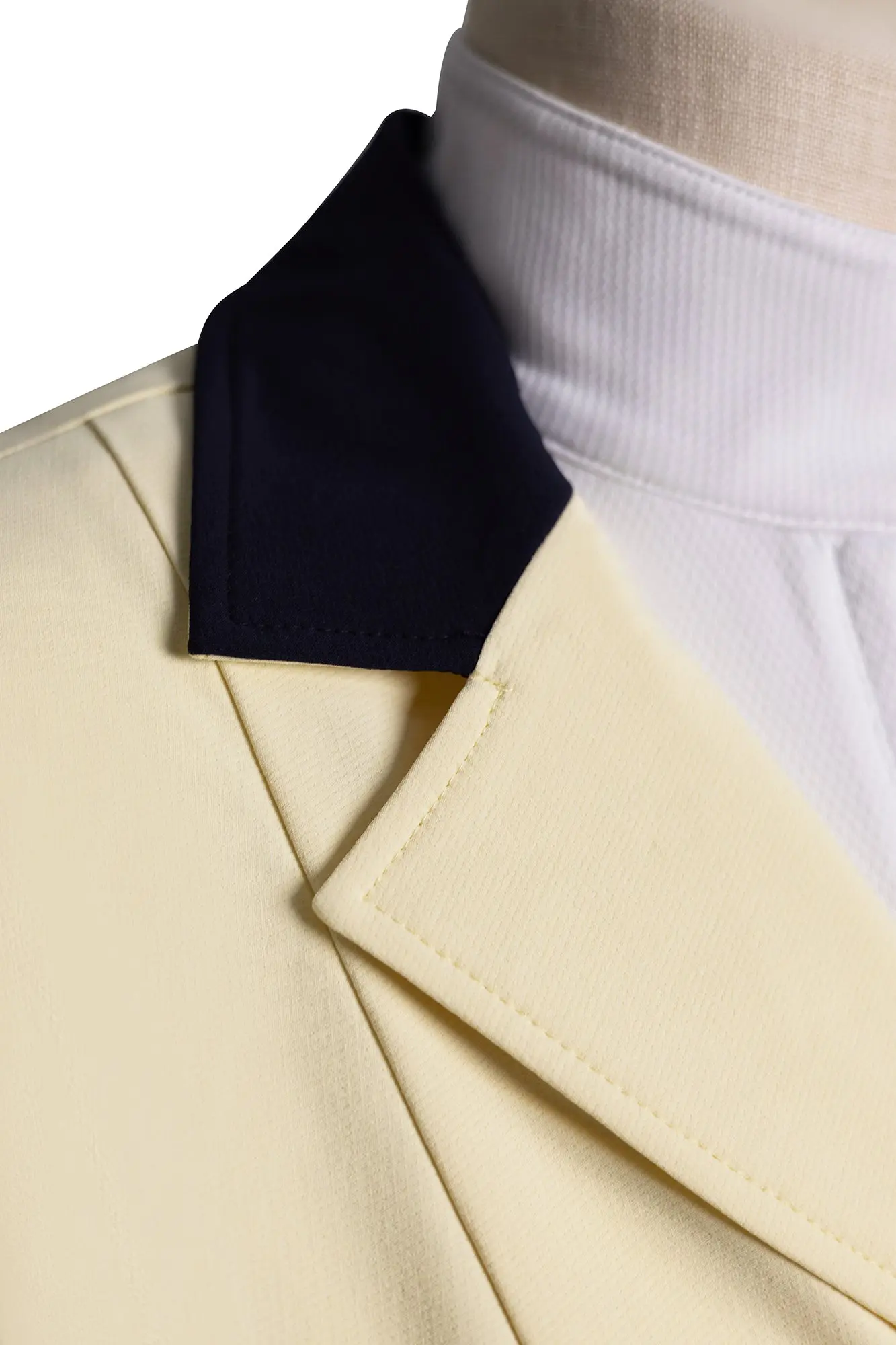 Grand Prix Ladies EQJ 3 Button Show Coat, Butter with Navy Collar - Image 5