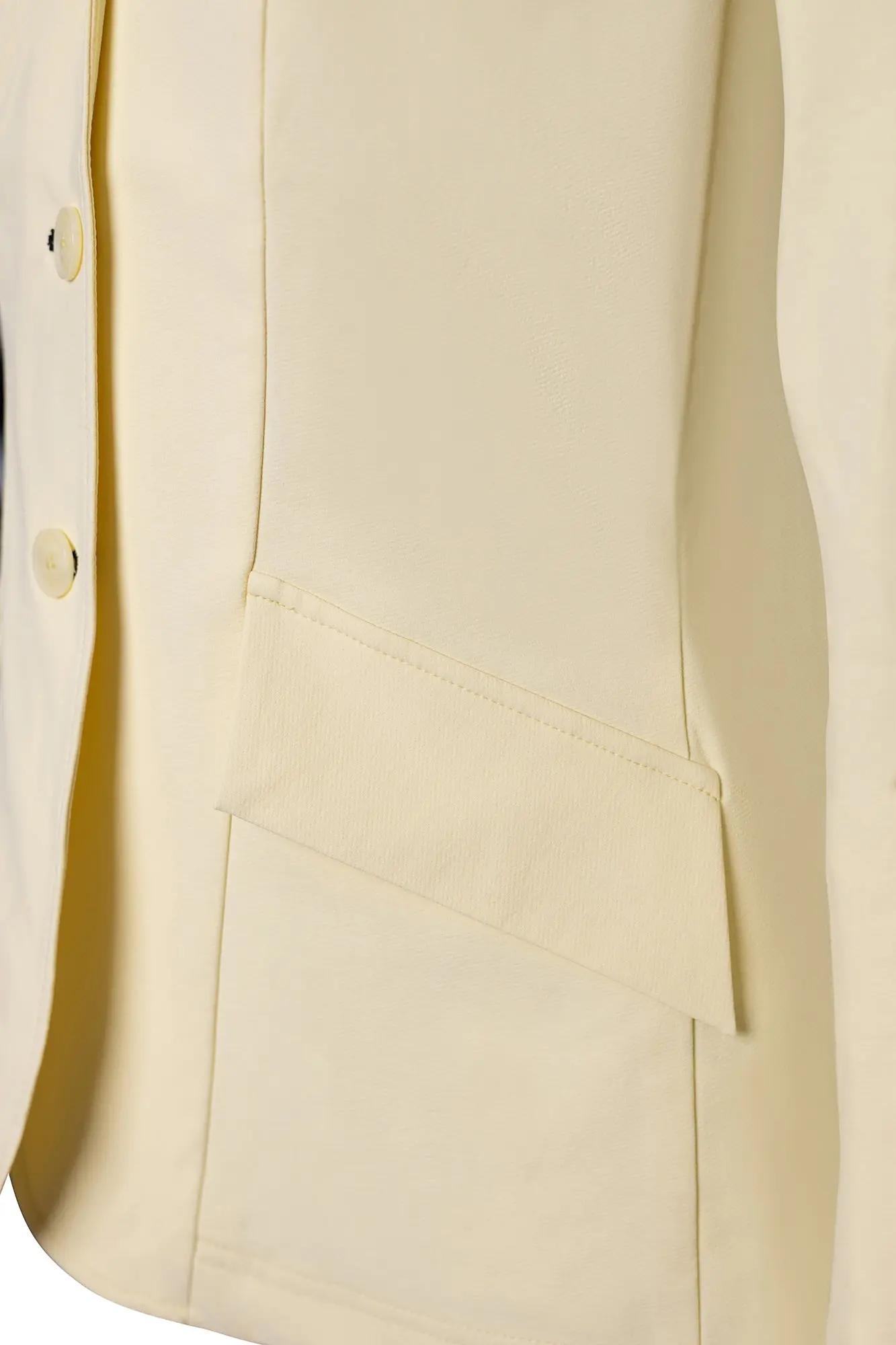 Grand Prix Ladies EQJ 3 Button Show Coat, Butter with Navy Collar - Image 7