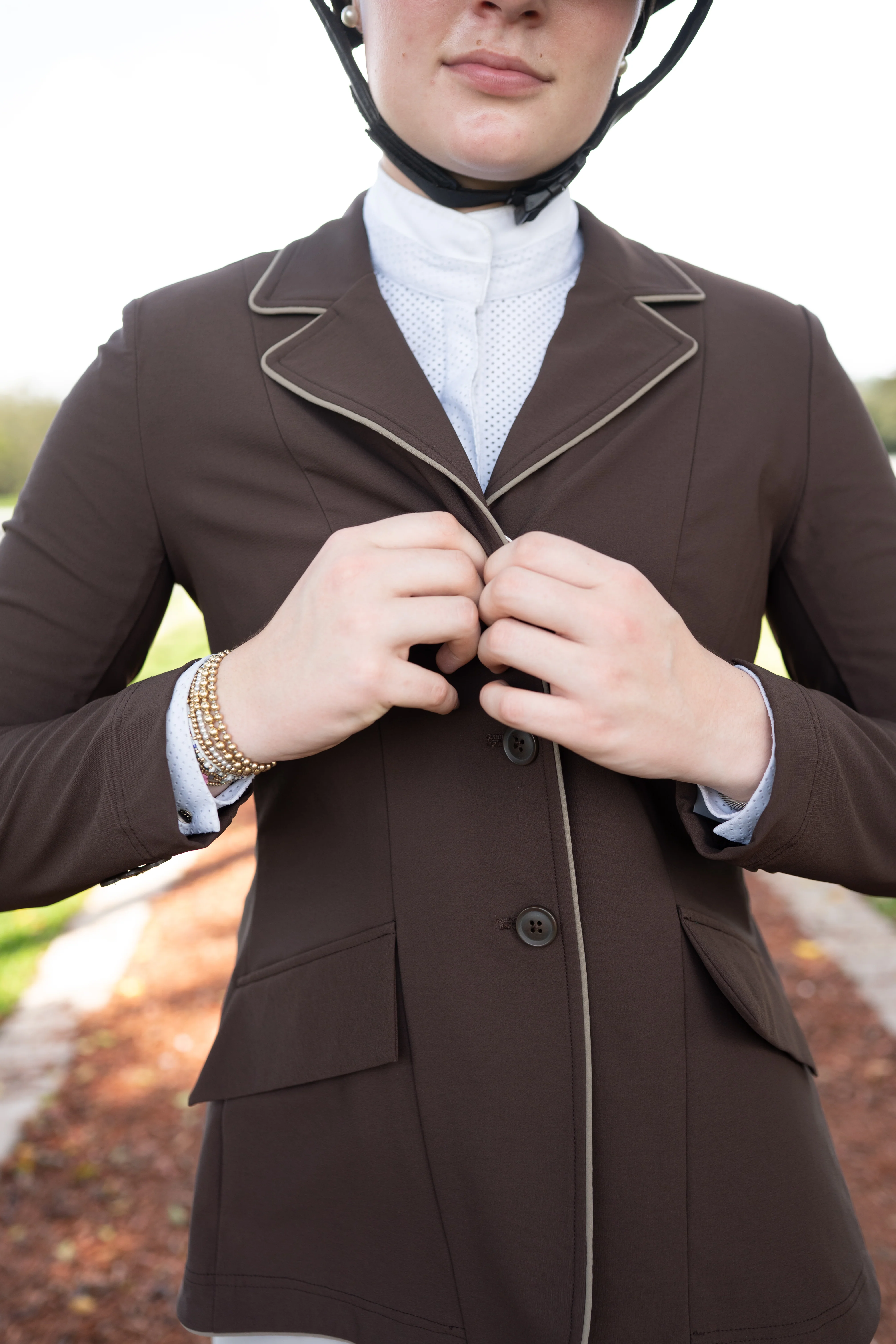 Grand Prix Ladies EQJ 3 Button Show Coat, Chocolate with Tan Piping - Image 3