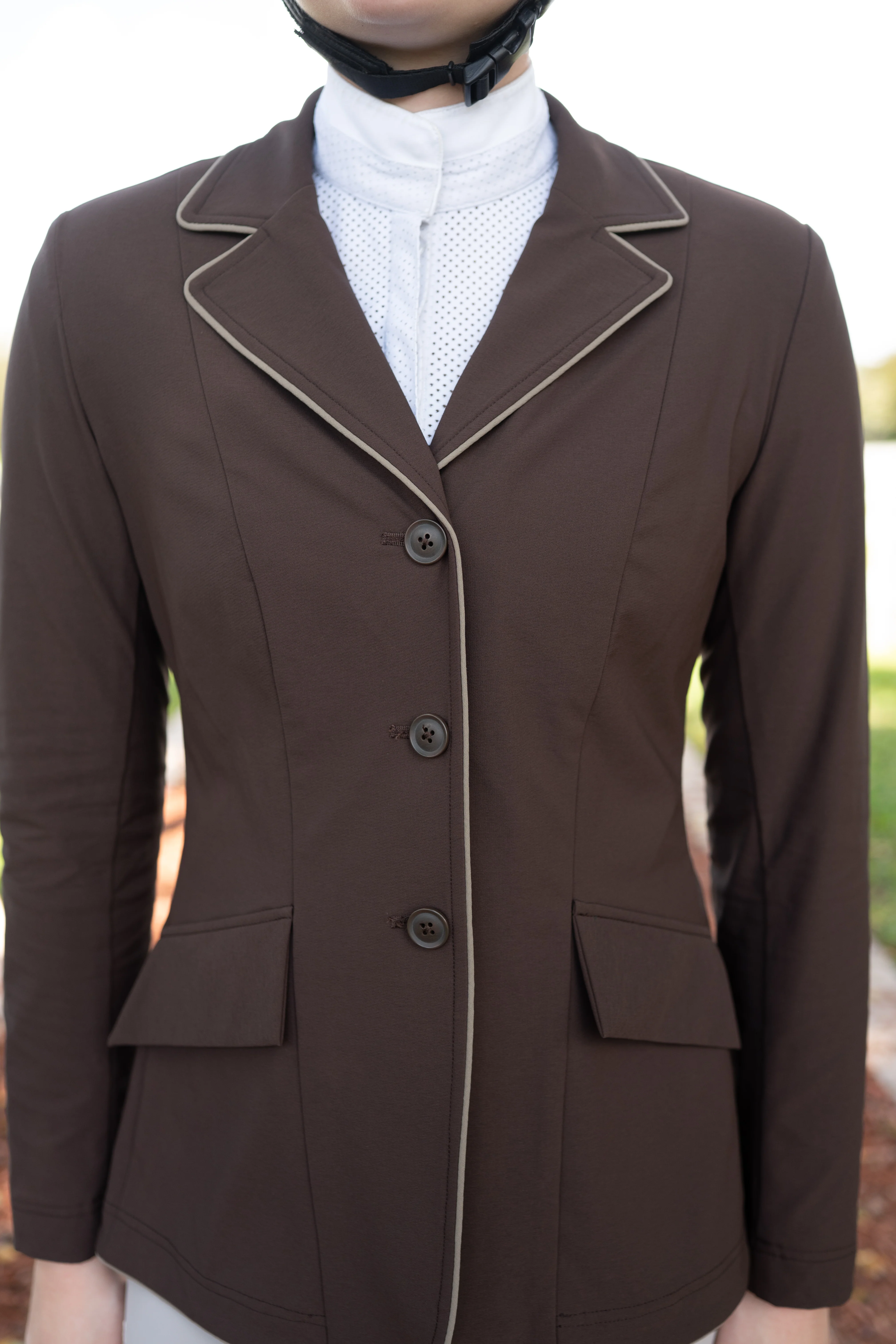 Grand Prix Ladies EQJ 3 Button Show Coat, Chocolate with Tan Piping - Image 4