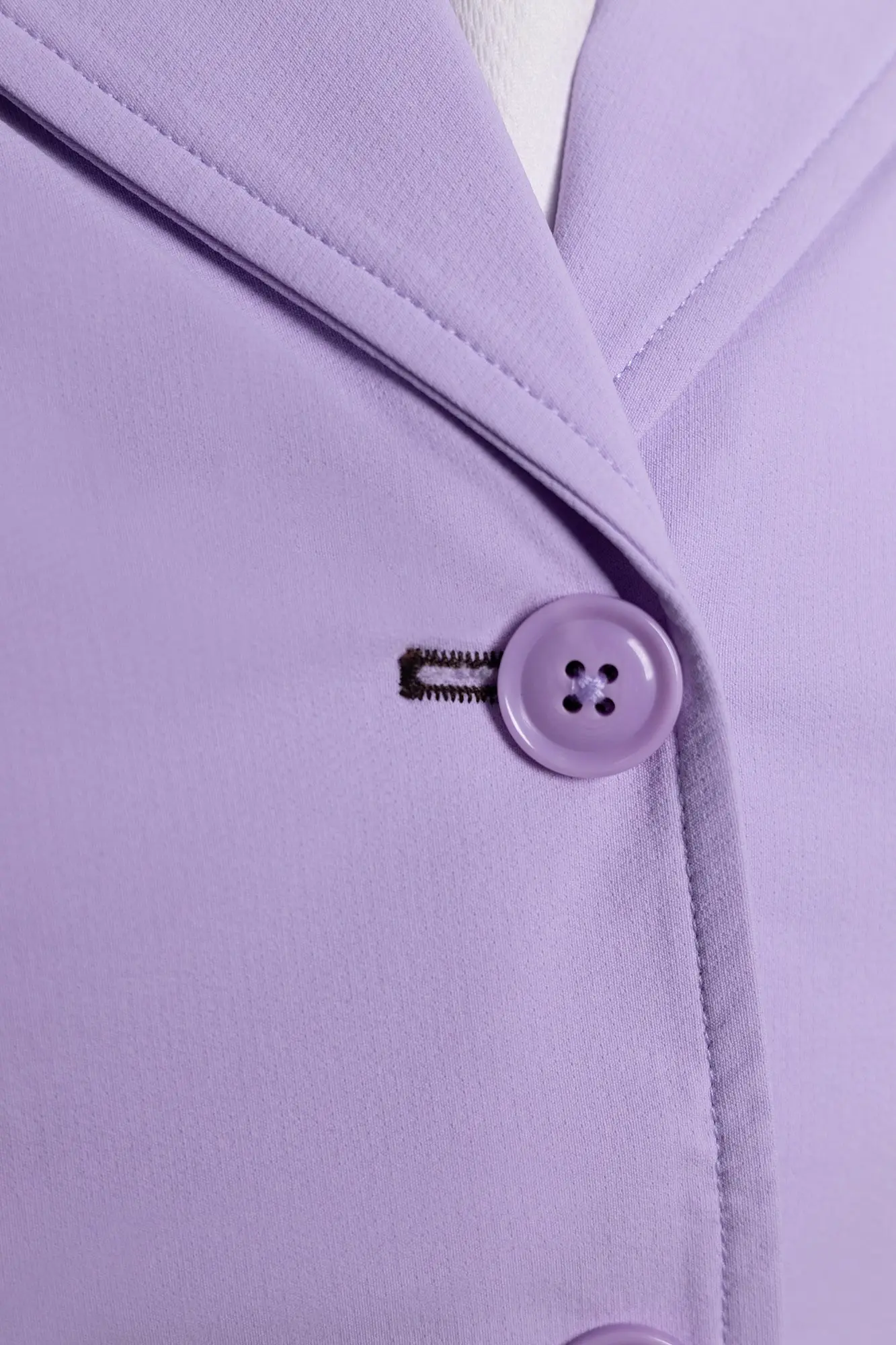 Grand Prix Ladies EQJ 3 Button Show Coat, Lilac with Chocolate Collar - Image 9