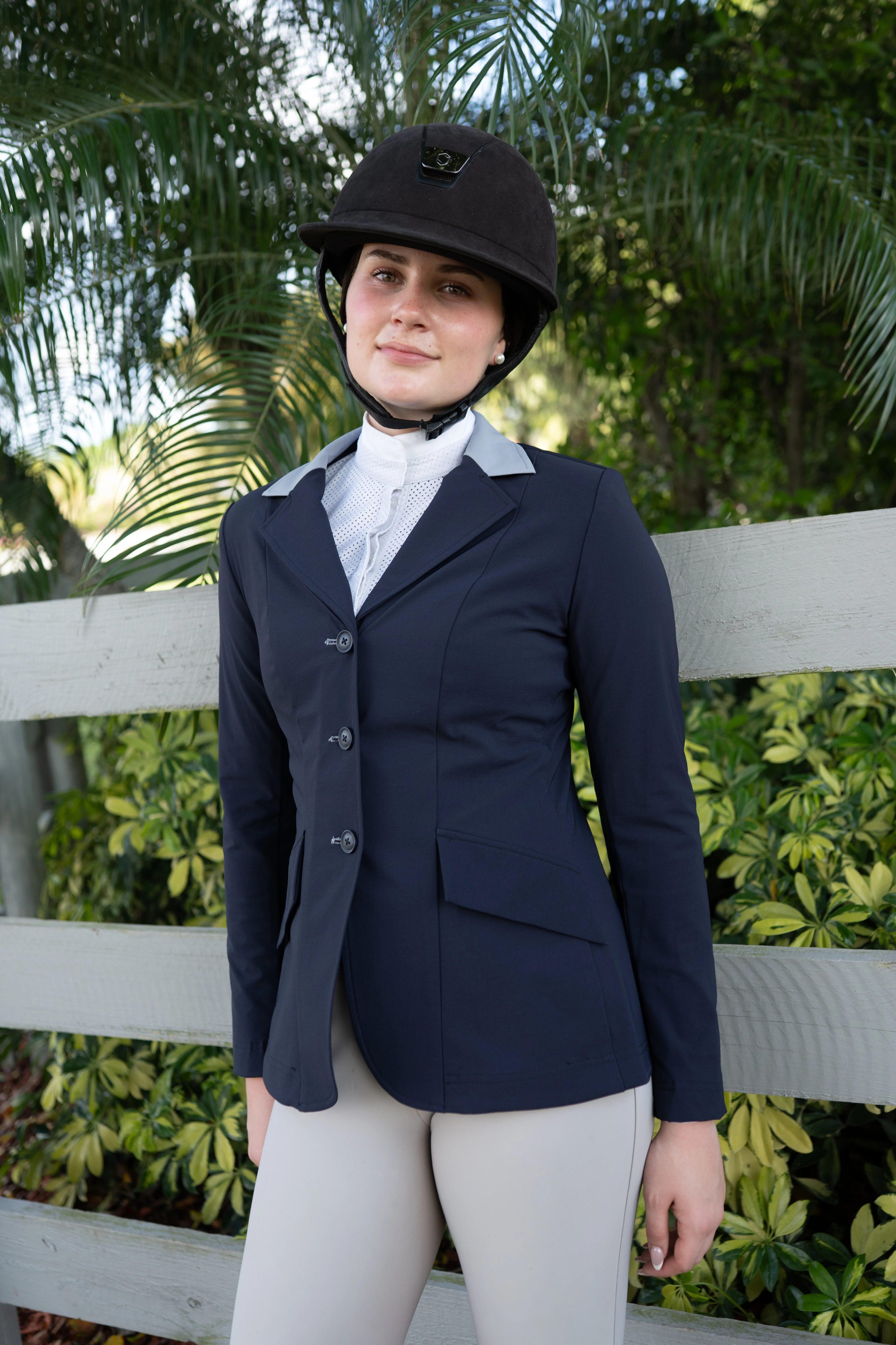 Grand Prix Ladies EQJ 3 Button Show Coat, Navy with Cadet Blue Collar - Image 2